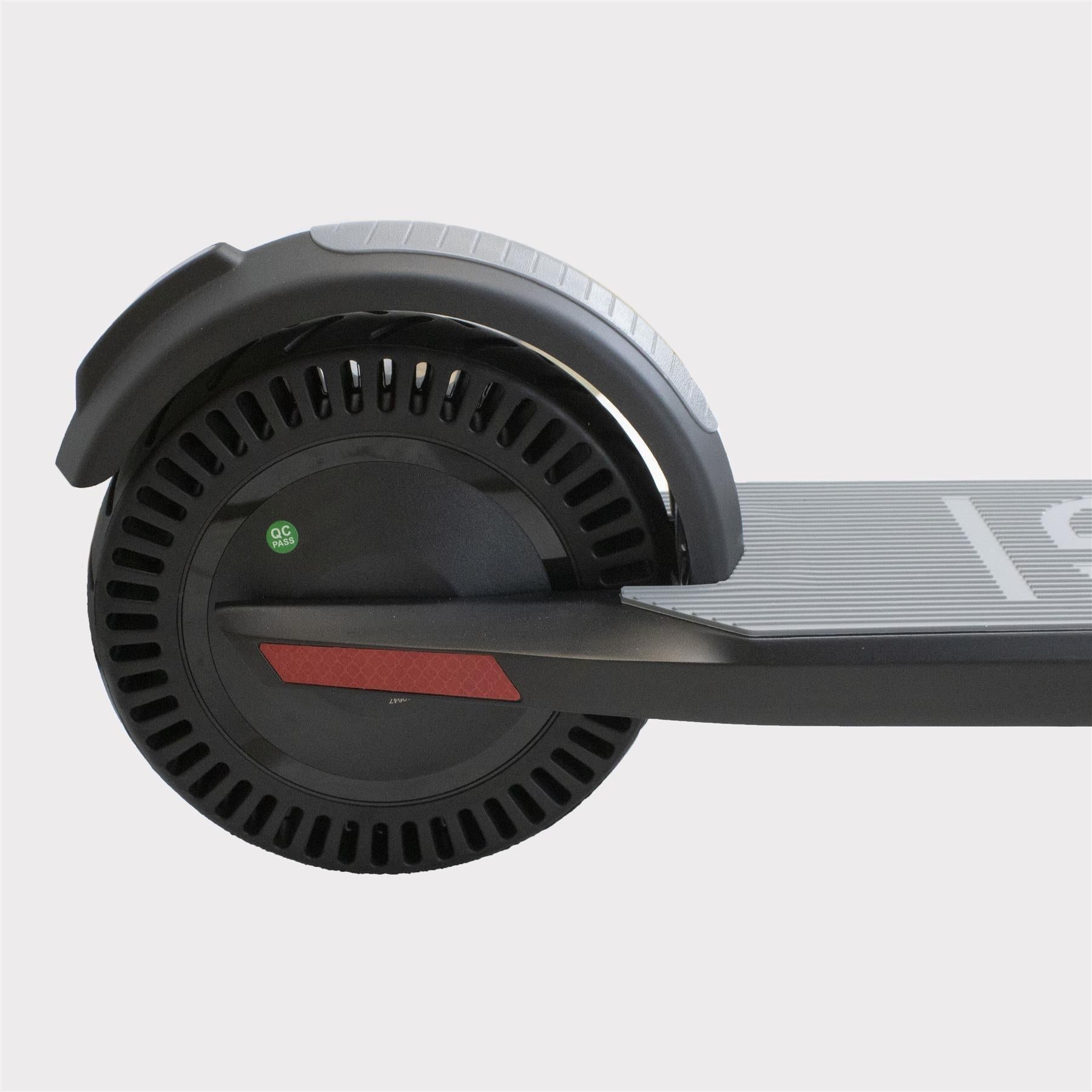 Trottinette électrique à double moteur Unagi Model One E500 - Noir Unagi Model One E500 Dual Motor Electric Scooter - Black - Electric Maxx