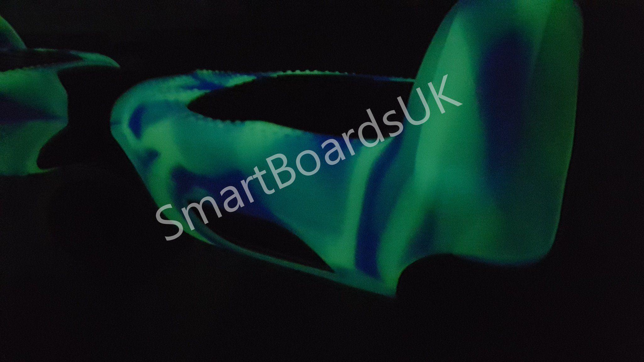 SILISKINZ GLOW IN THE DARK - 360 Degree Silicone Rubber Jelly Protective Case (6.5 SILISKINZ GLOW IN THE DARK - 360 Degree Silicone Rubber Jelly Protective Case (6.5